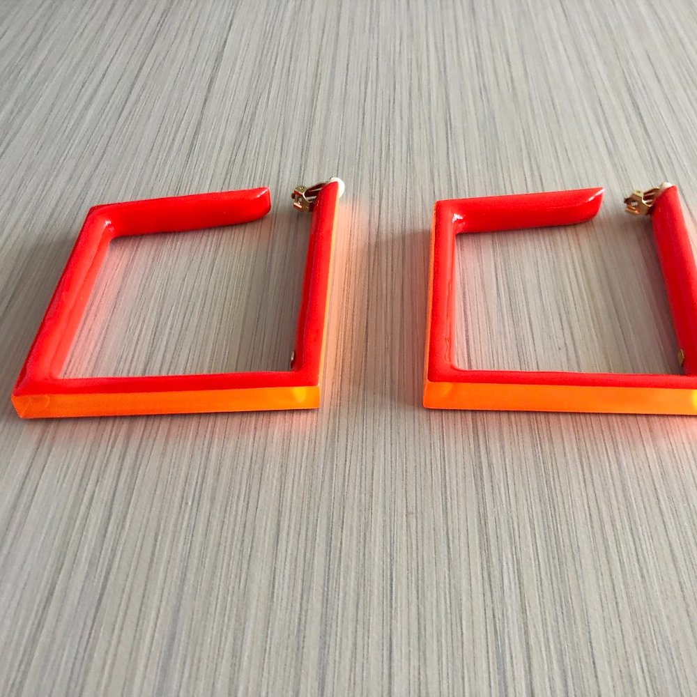 Neon square Clip earrings - Picture 14 of 16